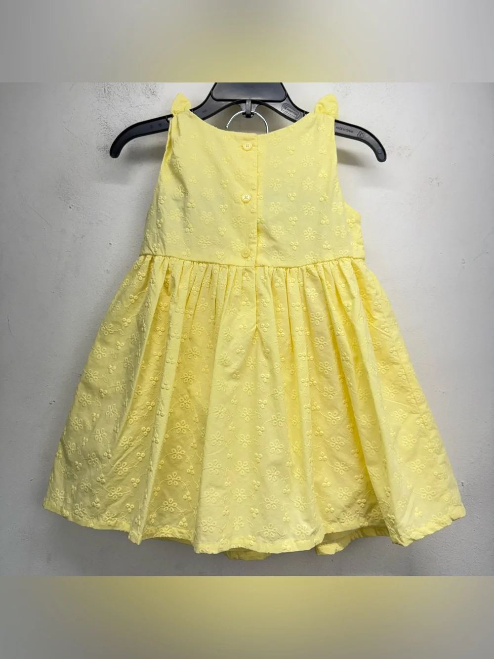 Oshkosh B’Gosh size 24M Baby Girl Summer Yellow Eyelet Babydoll Dress